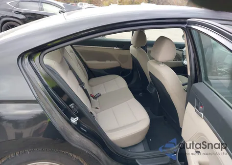 2020 Hyundai Elantra Value Edition z USA, uszkodzony, nr VIN 5NPD84LF4LH609696